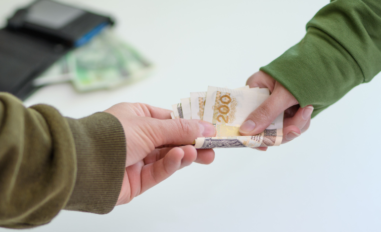 Чому польські агенції не беруть грошей за працевлаштування